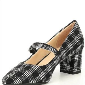 NWT Alex Marie Elza Plaid Pointed Toe Mary Jane Pump